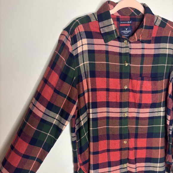 American Eagle Boyfriend Plaid Flannel Button Down Size Large L Women's NWT - Picture 4 of 5